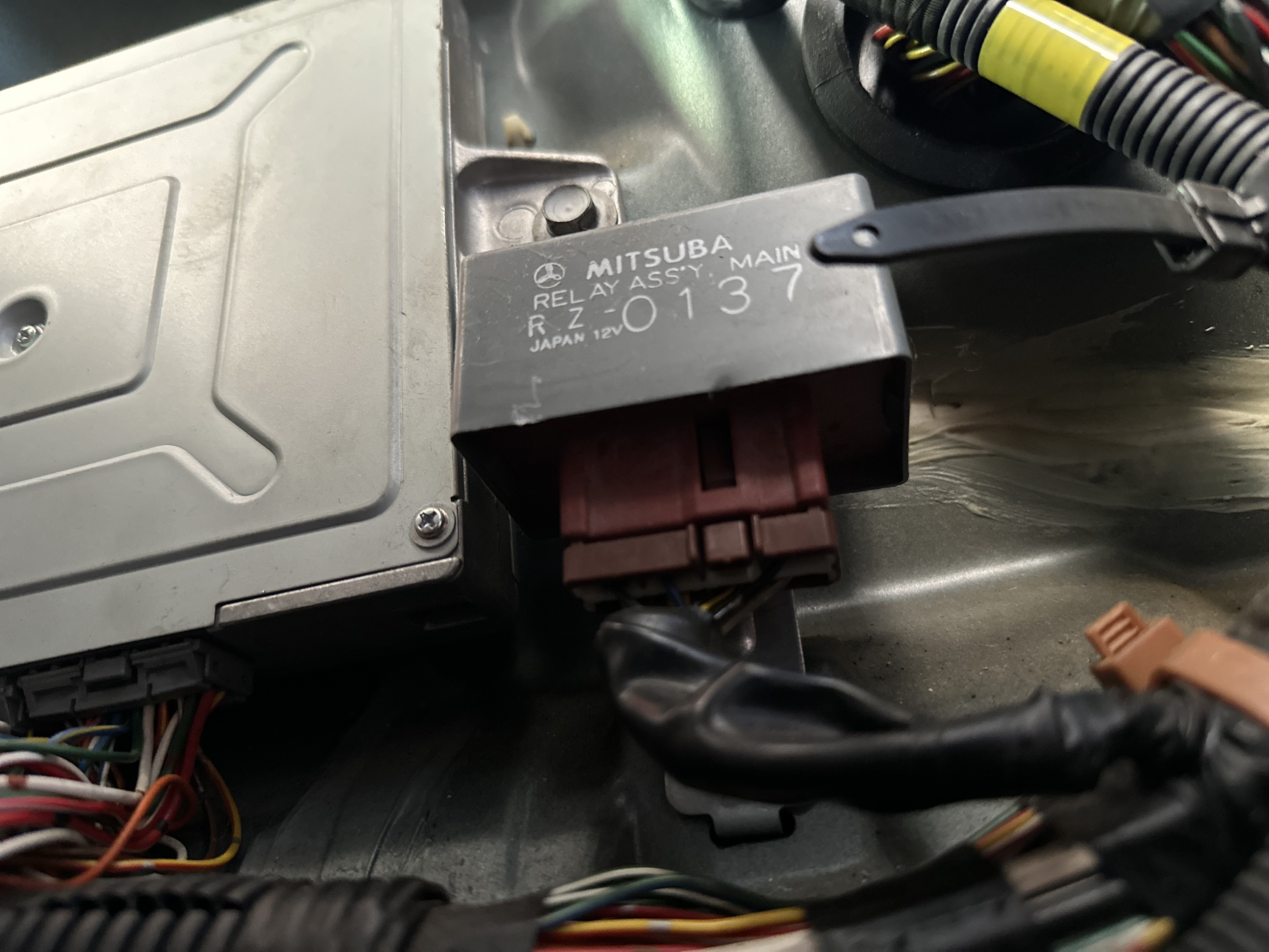 Header image for How to access the Honda Beat ECU and main relay